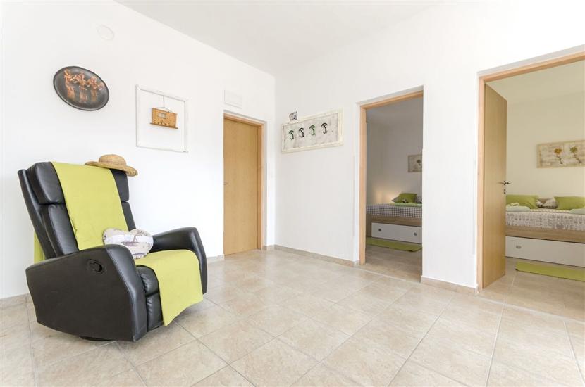 House K1, for 10 persons