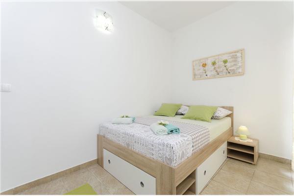 House K1, for 10 persons