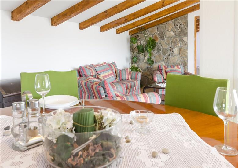 House K1, for 10 persons