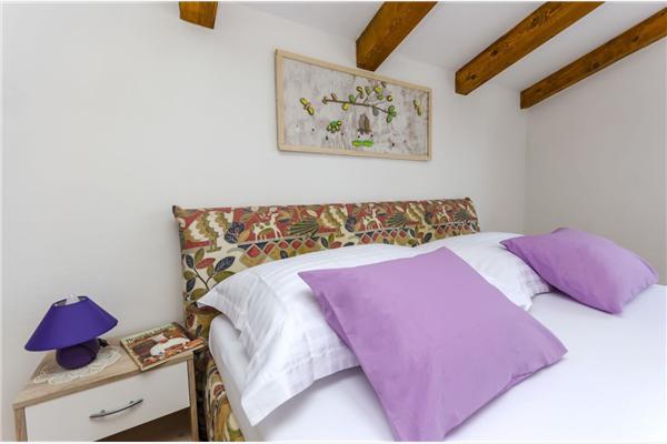 House K1, for 10 persons