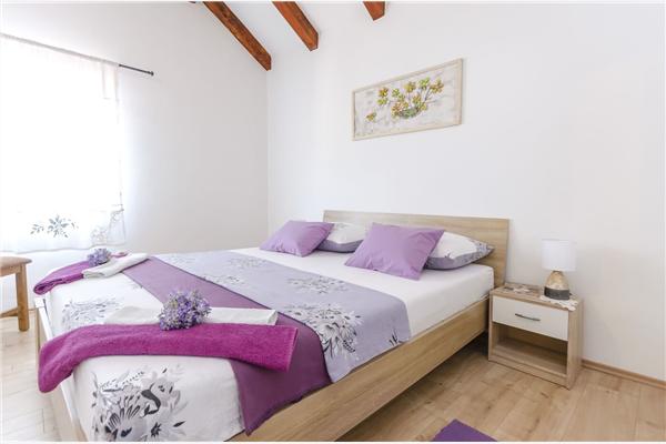 House K1, for 10 persons