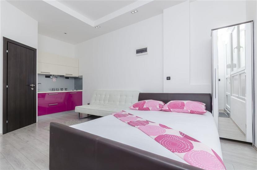 Apartment A1, for 3 persons