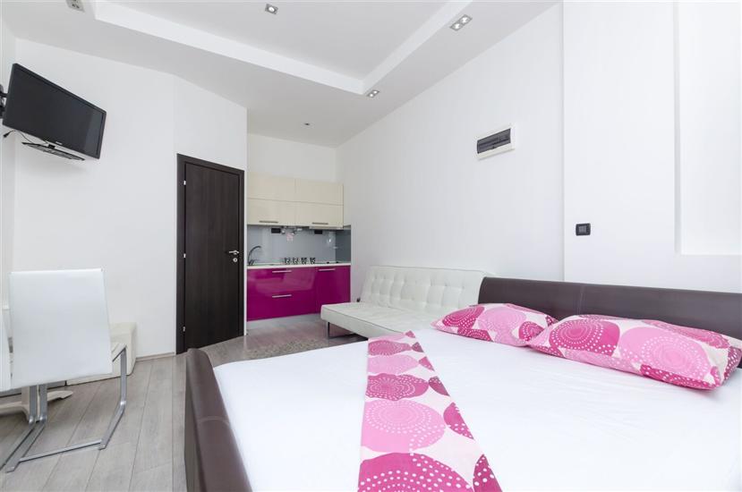 Apartment A1, for 3 persons