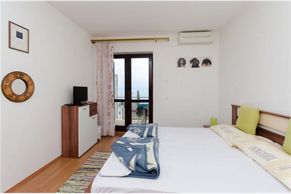 Apartment A2, for 3 persons