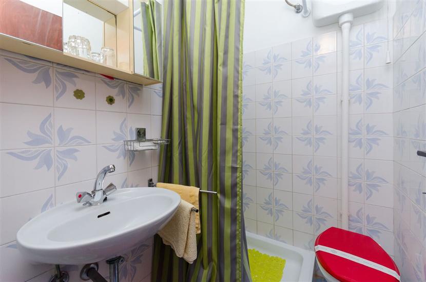 Apartment A2, for 3 persons