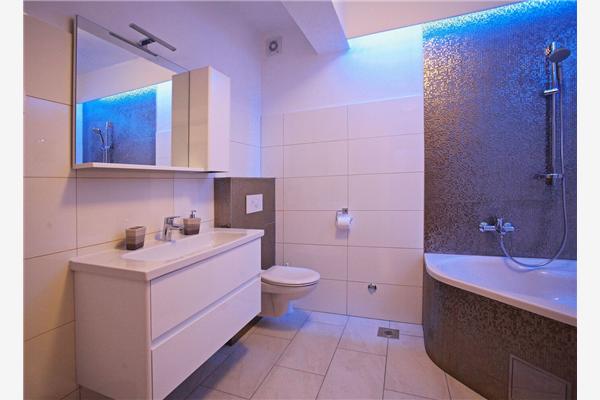 Apartment A1, for 8 persons