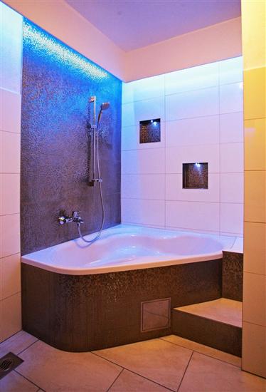 Apartment A1, for 8 persons