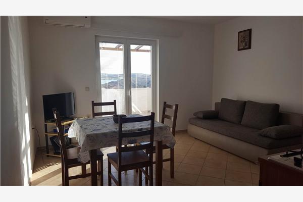 Apartment A2, for 3 persons