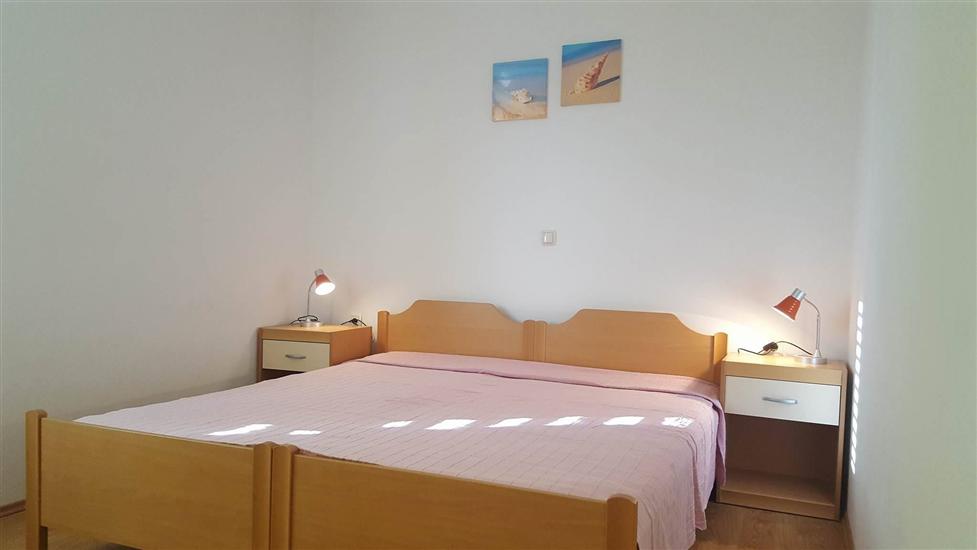 Apartment A2, for 3 persons