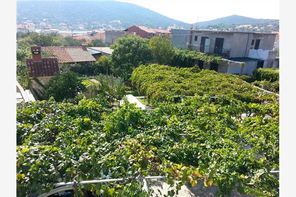 Apartment A1, for 5 persons