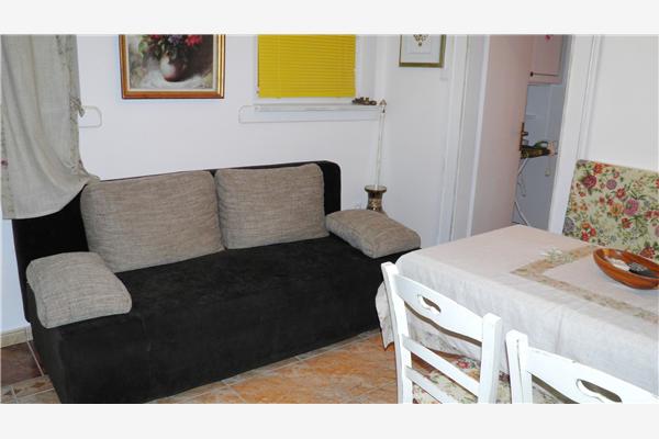 Apartment A16, for 3 persons