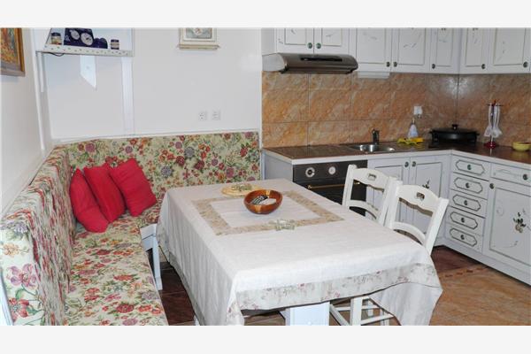 Apartment A16, for 3 persons