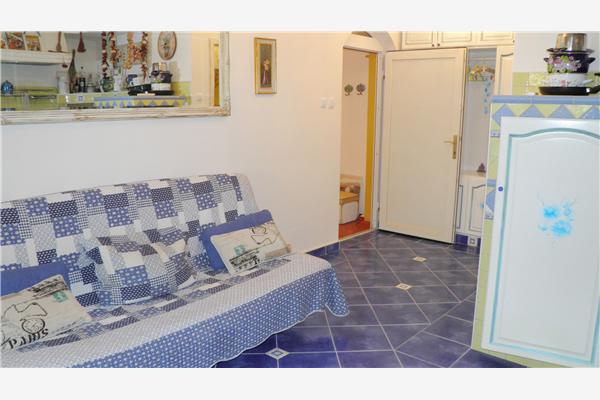 Apartment A17, for 3 persons