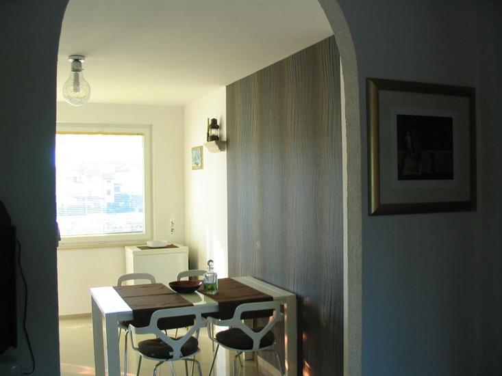 Apartment A1, for 5 persons