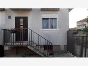 Appartement Split et la riviera de Trogir,RéservezBrankoDe 100 €