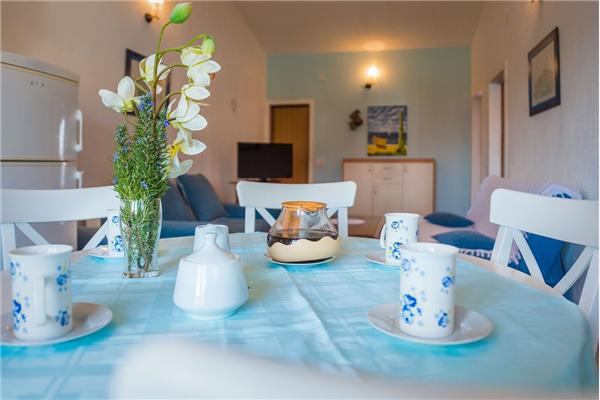 Apartment A1, for 6 persons