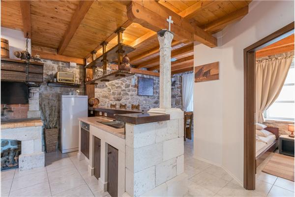 House K1, for 16 persons