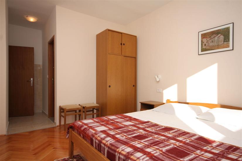 Apartment A4, for 4 persons