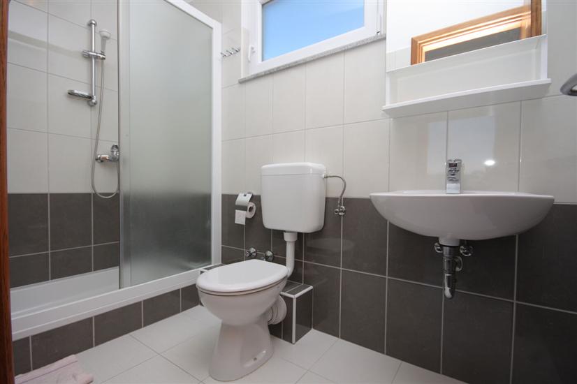 Apartment A9, for 3 persons