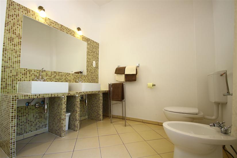 House K1, for 10 persons