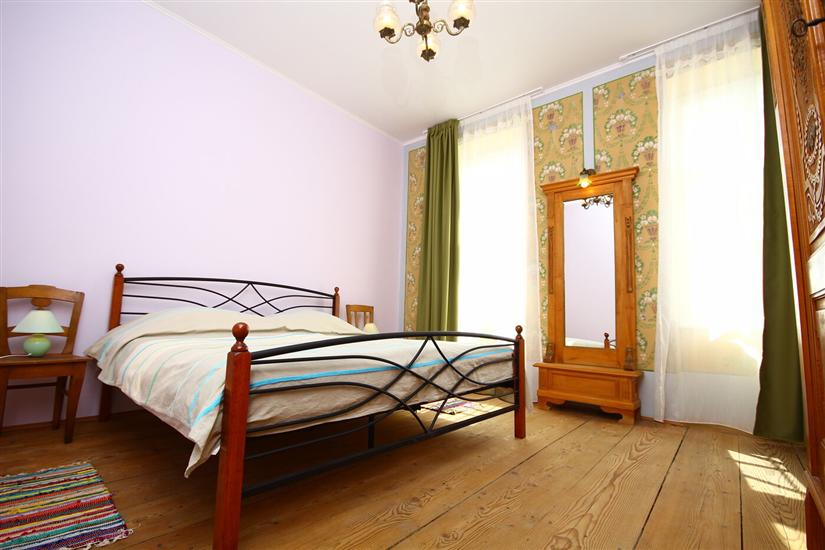 House K1, for 10 persons