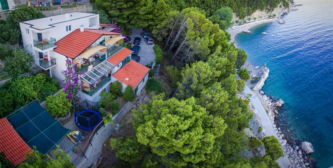 Apartments Mira Beachfront Bliss