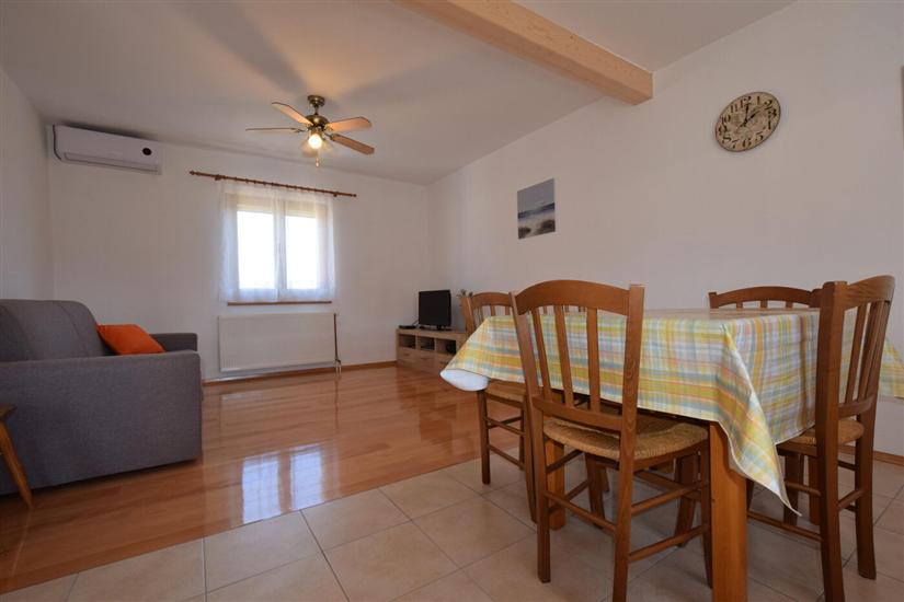 Apartment A1, for 4 persons