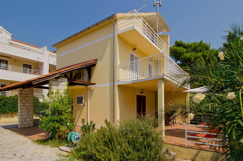 House Villa Jana