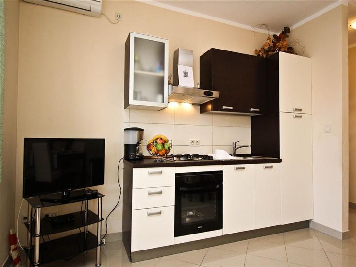 Apartment A1, for 5 persons