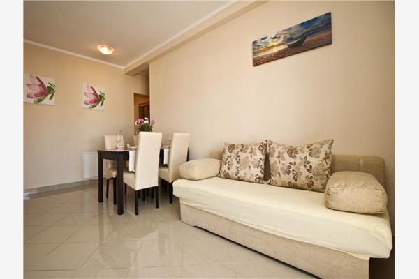 Apartment A1, for 5 persons