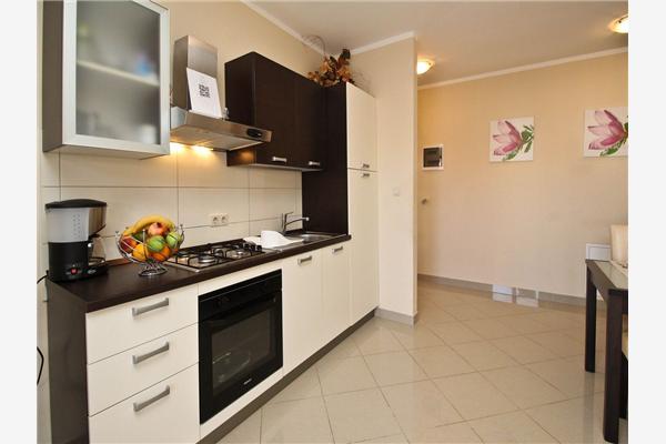 Apartment A1, for 5 persons