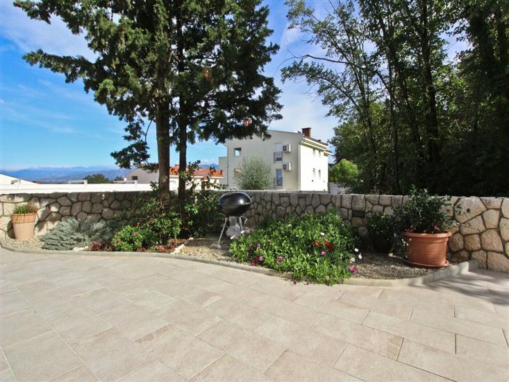 Apartment A1, for 5 persons