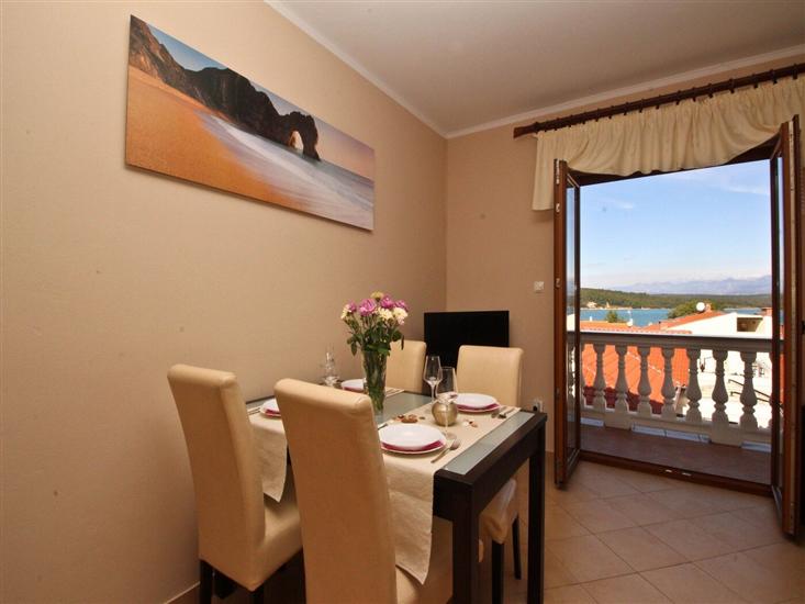 Apartment A2, for 8 persons