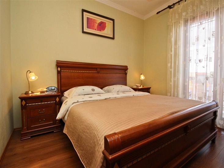 Apartment A2, for 8 persons