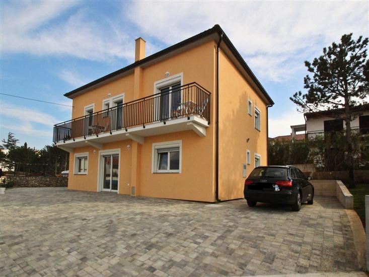 Apartments Ivo P. with Sea View