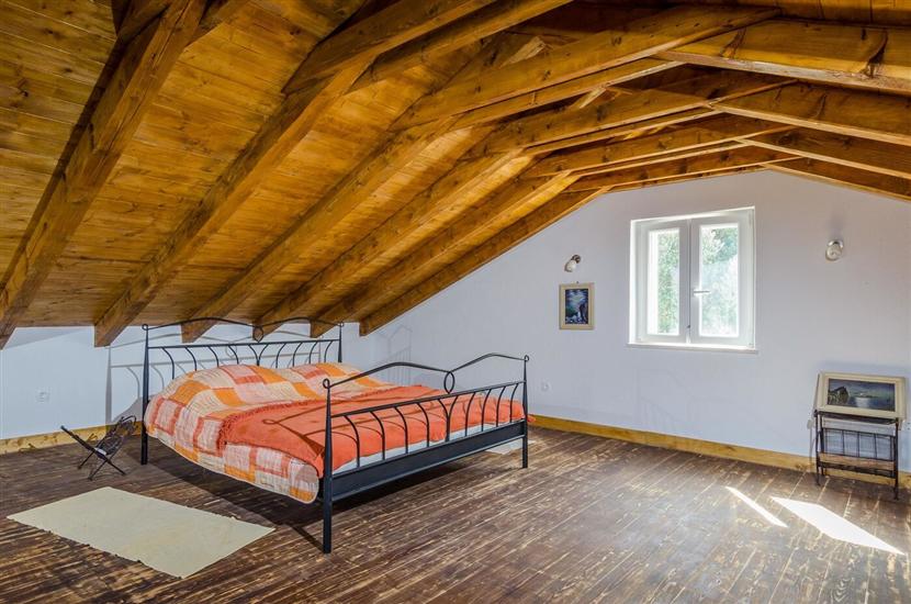 Hiša K1, na 5 osebe