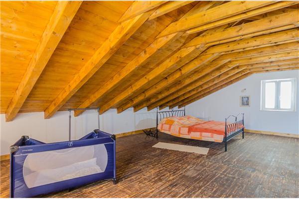 Hiša K1, na 5 osebe