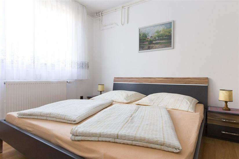 Apartment A1, for 6 persons