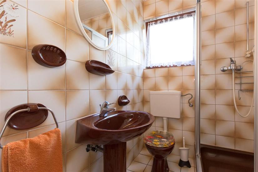 Apartment A1, for 6 persons