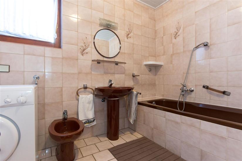 Apartment A1, for 6 persons