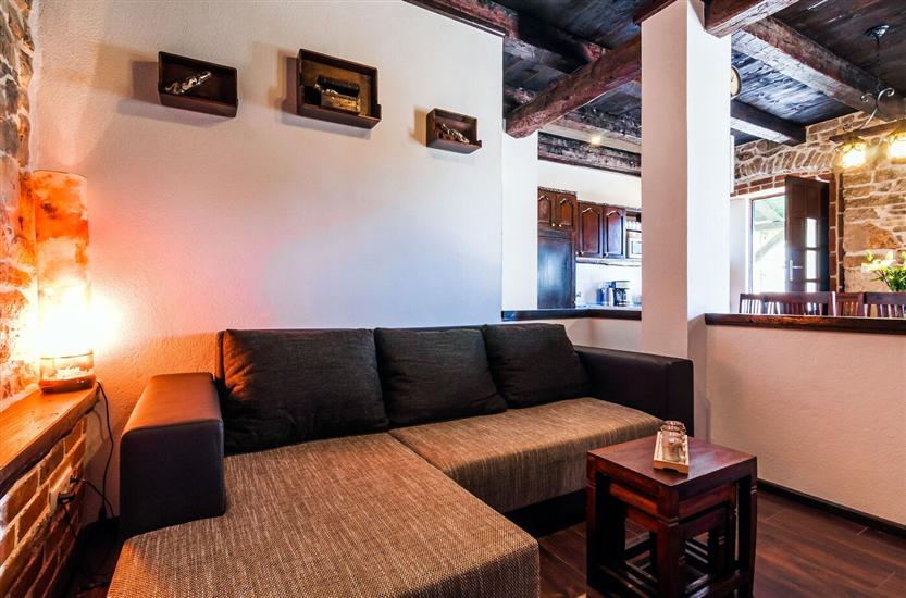 House K1, for 8 persons