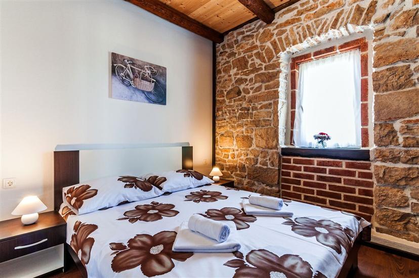 House K1, for 8 persons