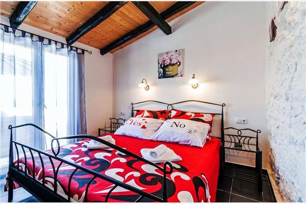 House K1, for 8 persons