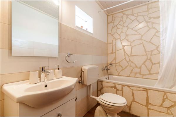 House K1, for 8 persons