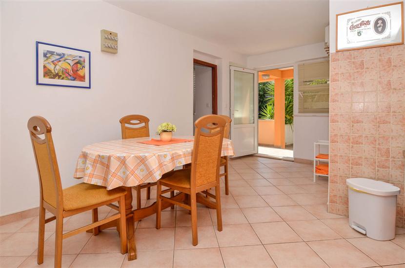 Apartman A2, na 4 osebe