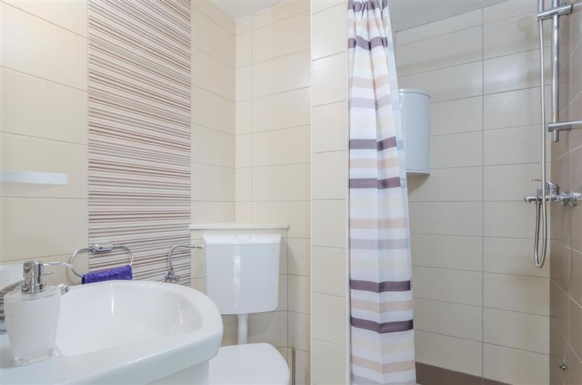 Apartment A1, for 7 persons