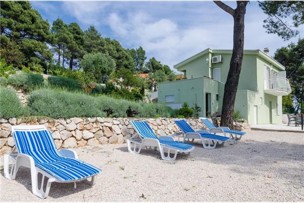 Apartment A1, for 7 persons