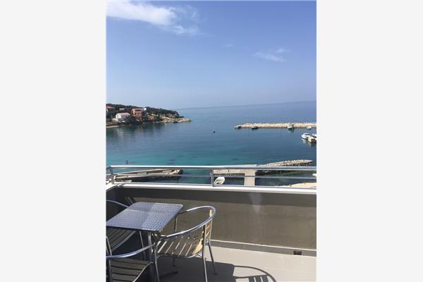 Apartment A1, for 4 persons