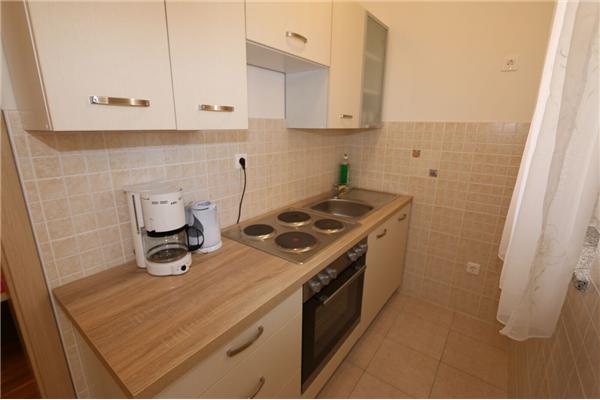 Apartment A2, for 6 persons