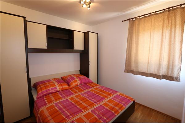 Apartment A2, for 6 persons